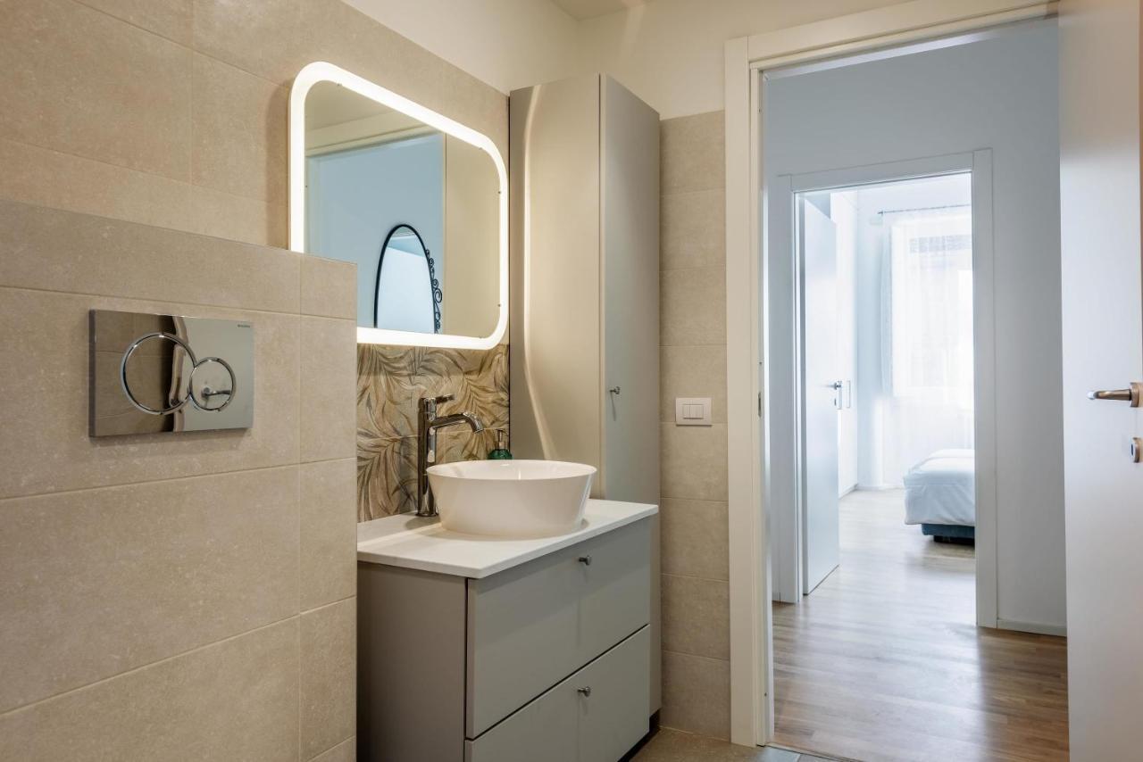 Spacious & Comfortable Apartment In Duomo By Easylife Milan Luaran gambar